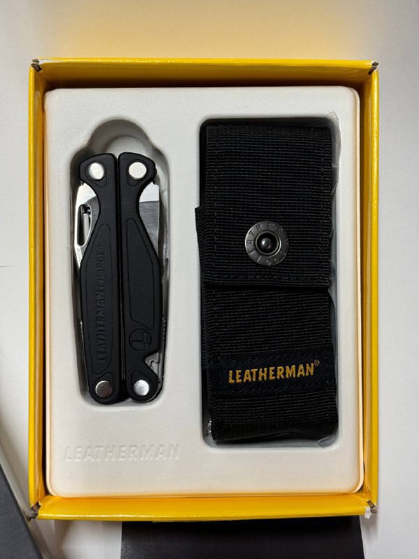 Мультитул Leatherman Charge Plus Black+Stainless 19 инстр., 7,4/10см, чехол нейлон, комп. бит купить