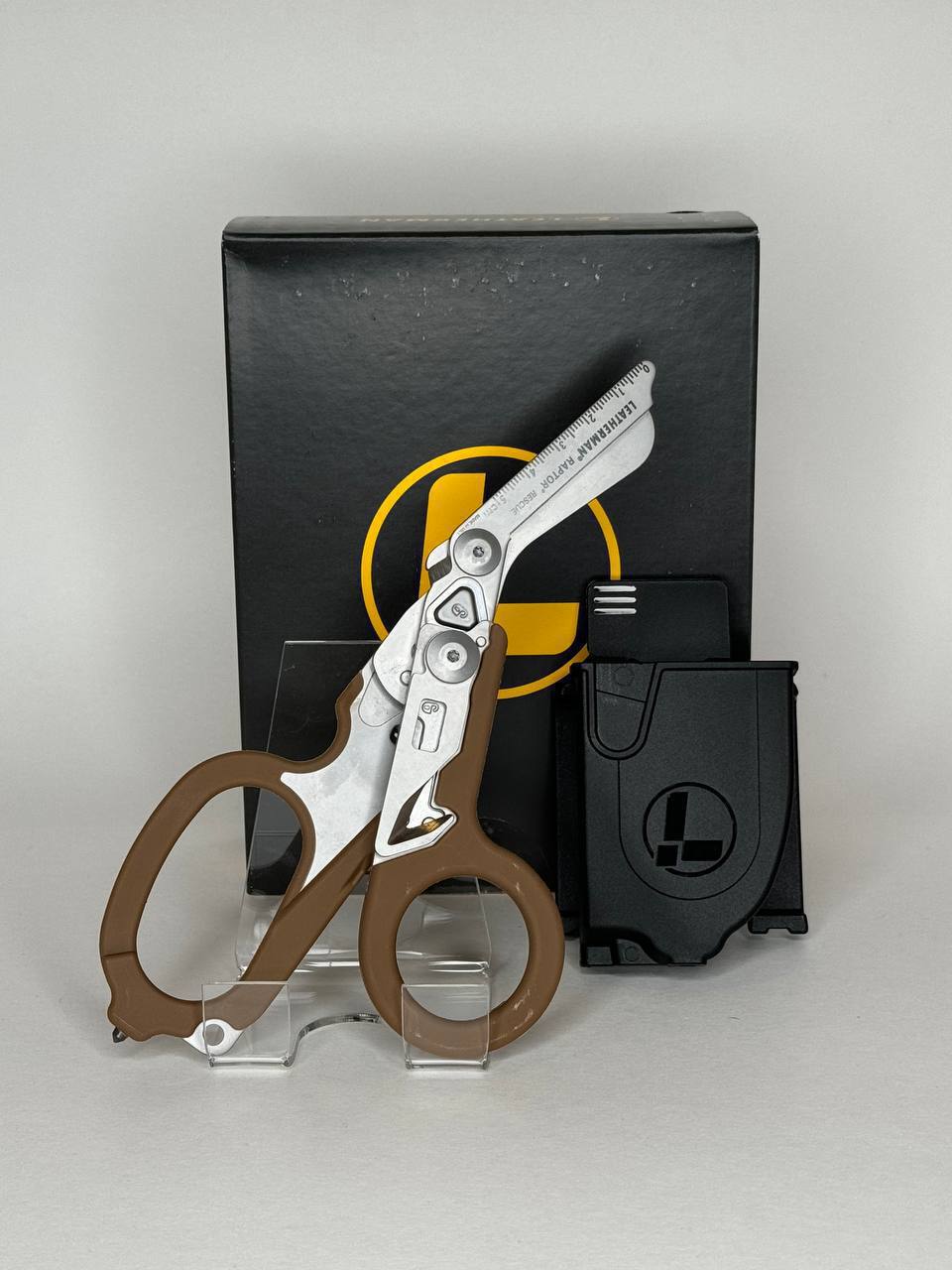 Ножницы LEATHERMAN Raptor Rescue Coyote Tan 6 инстр., 4,8/12,7 см, ножны купить